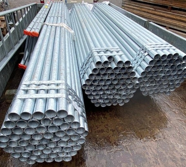 مقایسه تفاوت لوله داربستی سبک و سنگین در پروژه‌های ساختمانی