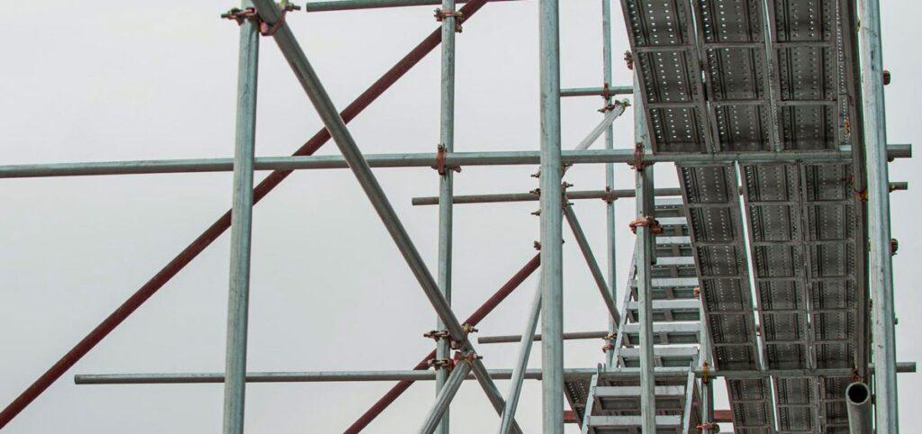 انتخاب لوله داربستی مناسب در سازه‌های داربستی